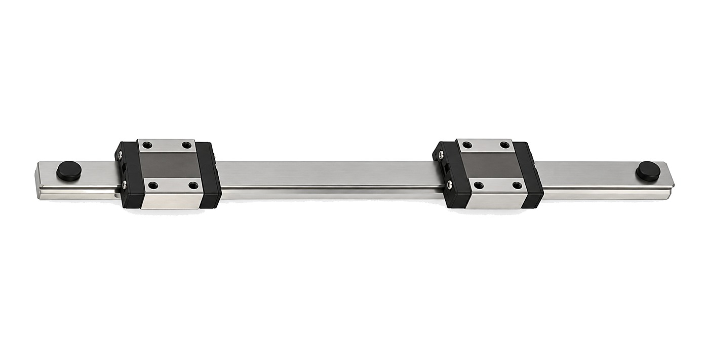 Two DDJ carriages mounted on a single miniature rail — multi-carriage axis